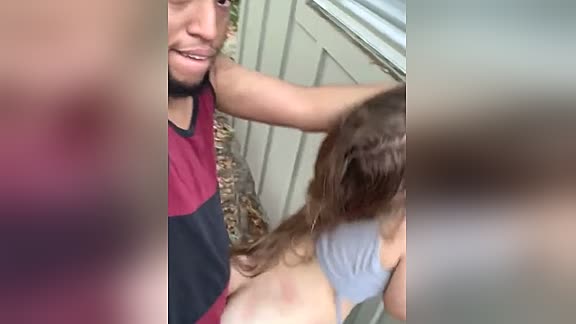 Fucking a hot one outside 😳