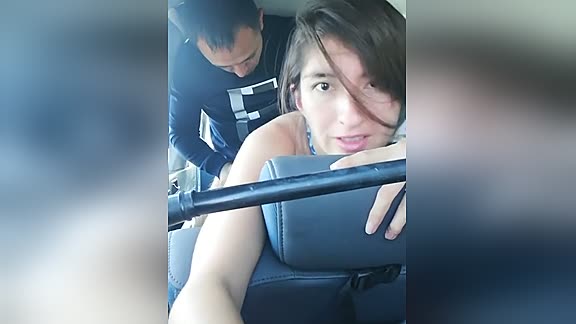 Couple doing it in the car 💦